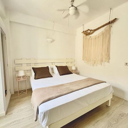 Apartamentos Formentera Copacabana 18 Es Pujols Eksteriør billede