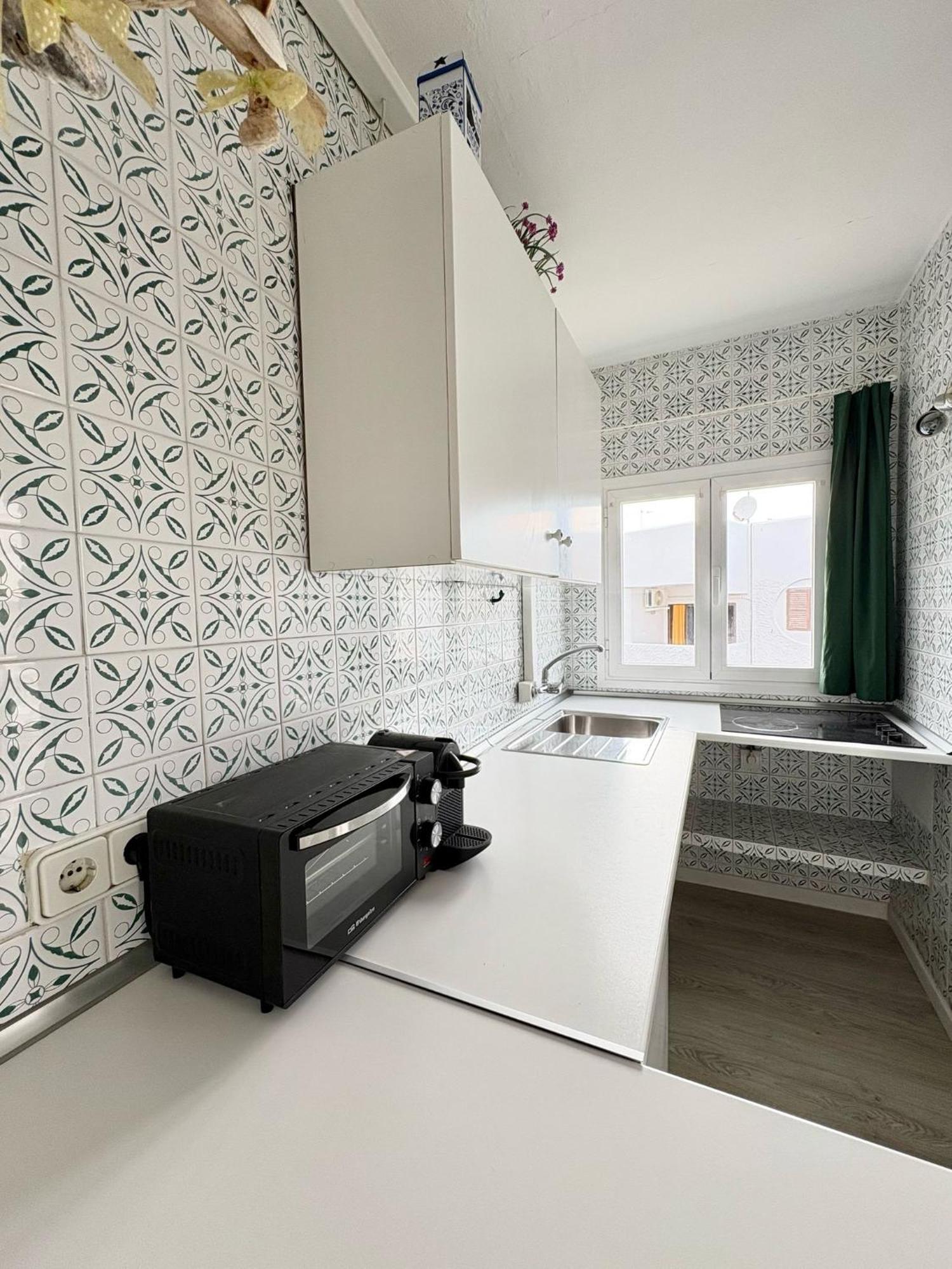 Apartamentos Formentera Copacabana 18 Es Pujols Eksteriør billede